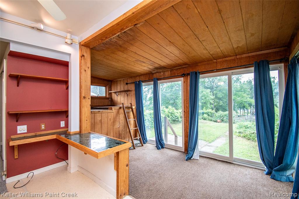 6903 Dandison Boulevard, West Bloomfield, MI 48324 — Photo 27