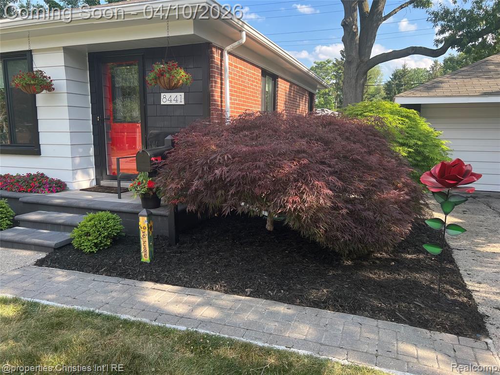 8441 Northfield Boulevard, Oak Park, MI 48237 — Photo 3