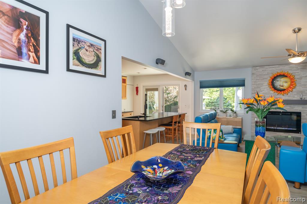 24729 SARAH FLYNN, Novi, MI — Photo 42