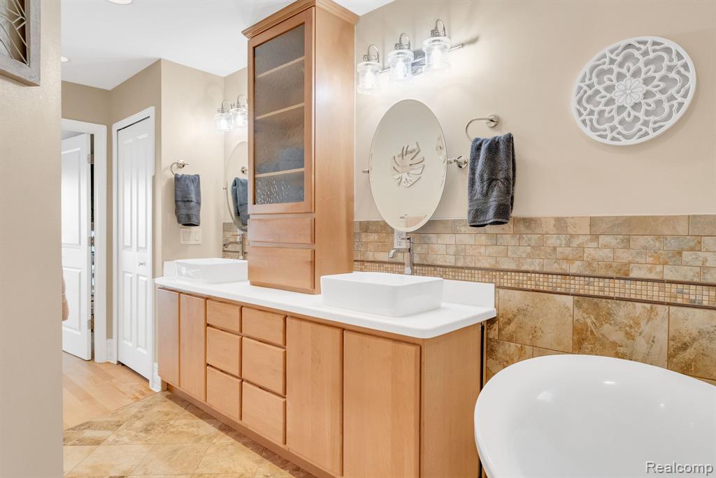 49370 Bay Lane, Chesterfield, MI 48047 — Photo 52