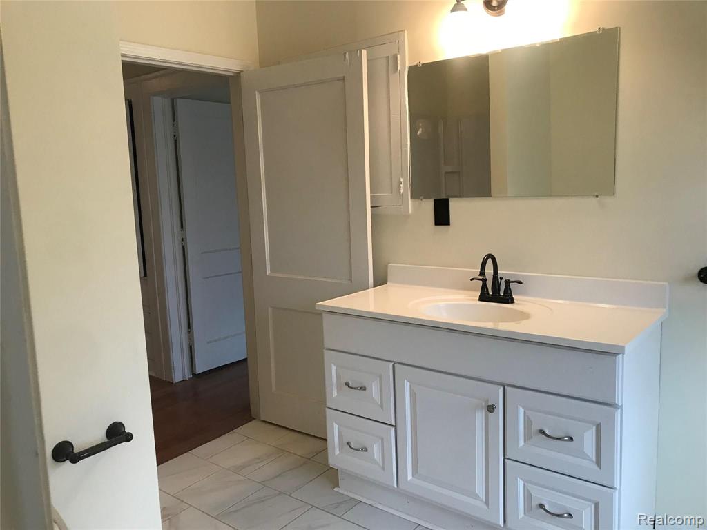 70 COLORADO Street, Highland Park, MI 48203 — Photo 18