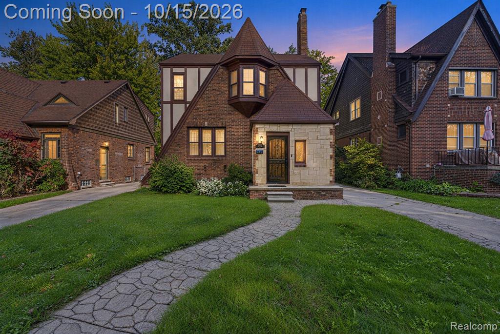 5750 Yorkshire Road, Detroit, MI 48224