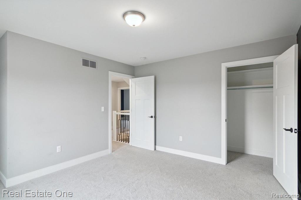 603 BRAXWOOD Place, Milford, MI 48381 — Photo 42