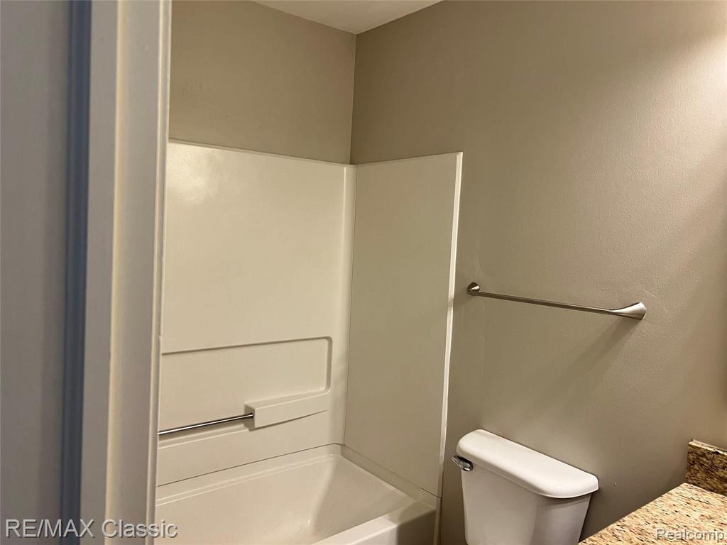 39773 ROCKCREST Circle, Northville, MI — Photo 26