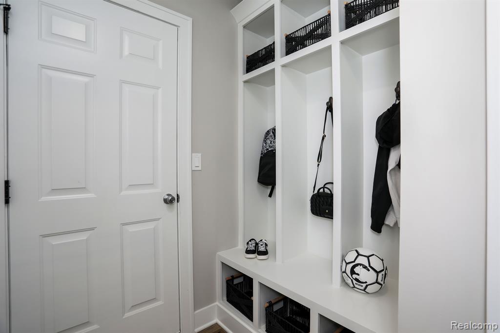 3012 Canopy Tree Way, 9, Ann Arbor, MI 48103 — Photo 18