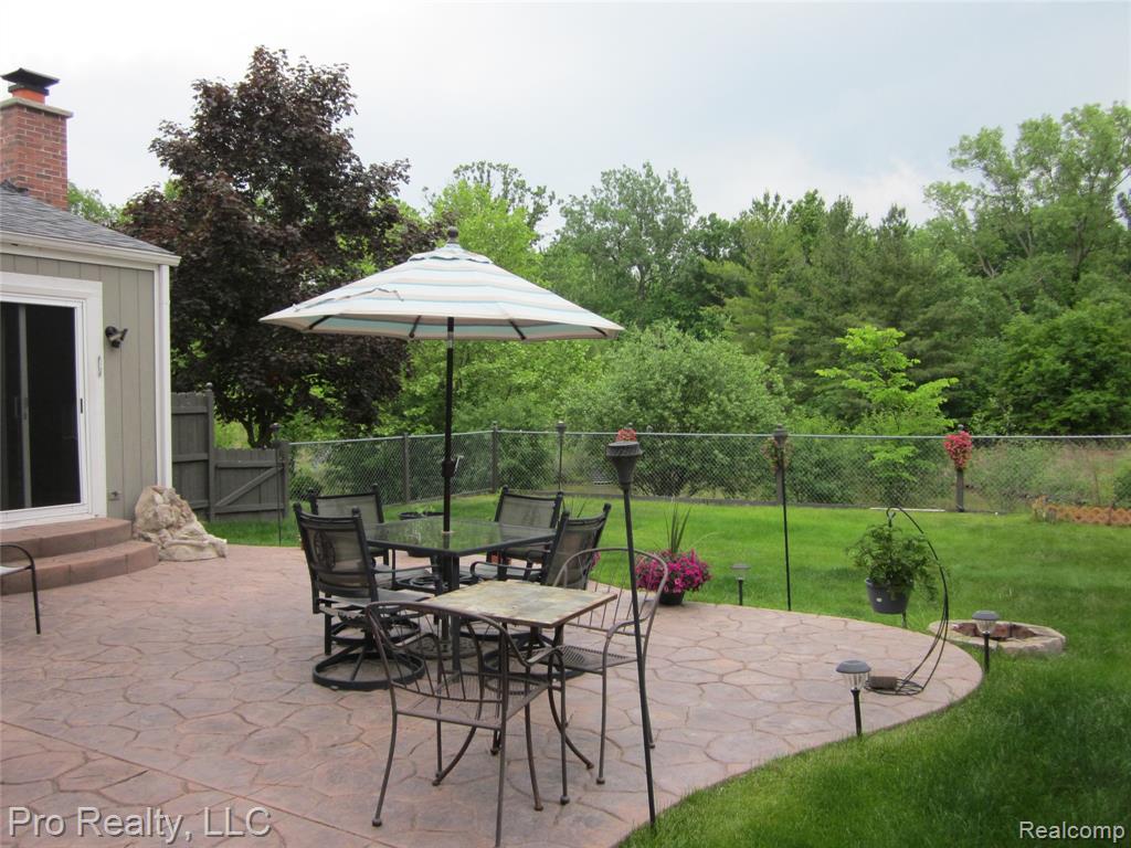 44195 Dartmouth Street, Canton, MI 48188 — Photo 43
