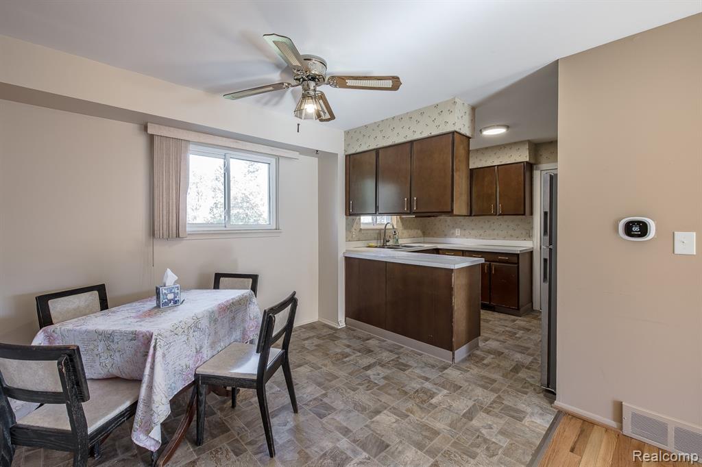 7070 Aldredge Drive, Swartz Creek, MI 48473 — Photo 7