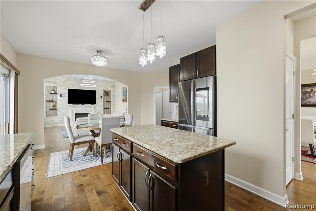 4810 E Stonegate Circle, Lake Orion, MI — Photo 18