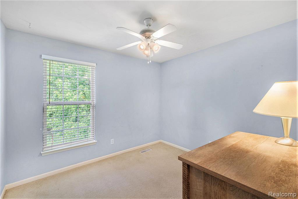 9164 Parkside Drive, Grand Blanc, MI 48439 — Photo 19