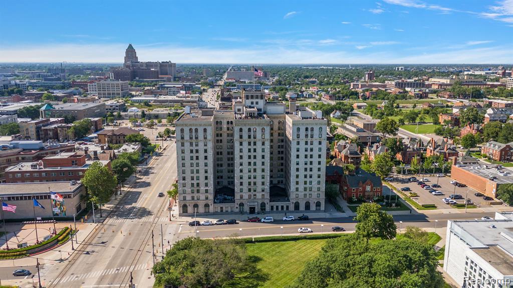 15 E Kirby Street, 307, Detroit, MI 48202 — Photo 69