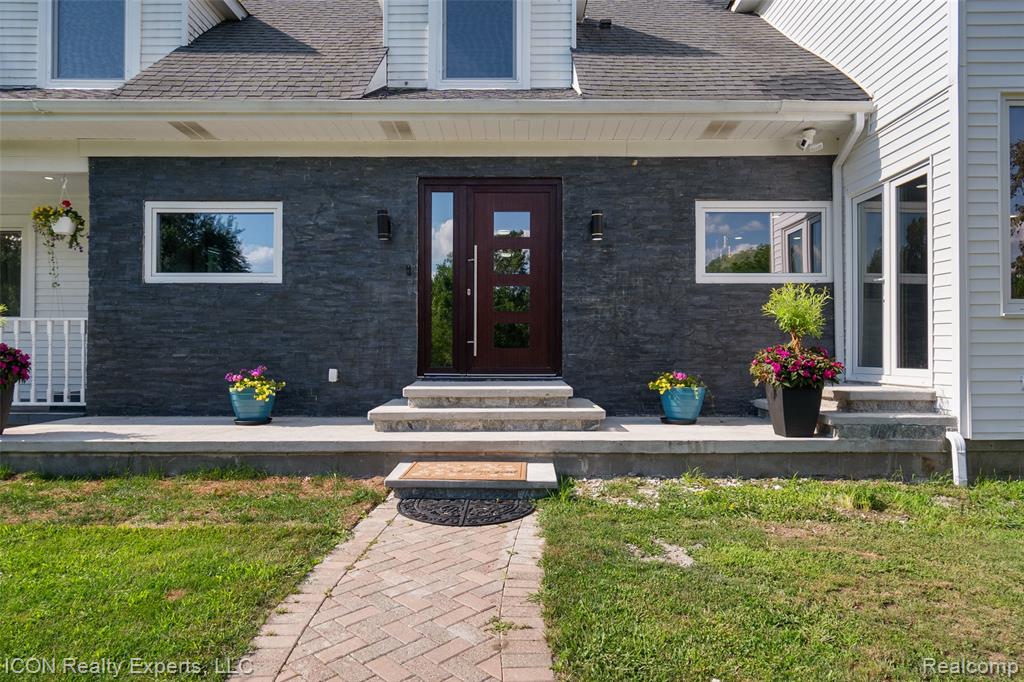 6727 Napier Road, Plymouth, MI 48170 — Photo 22