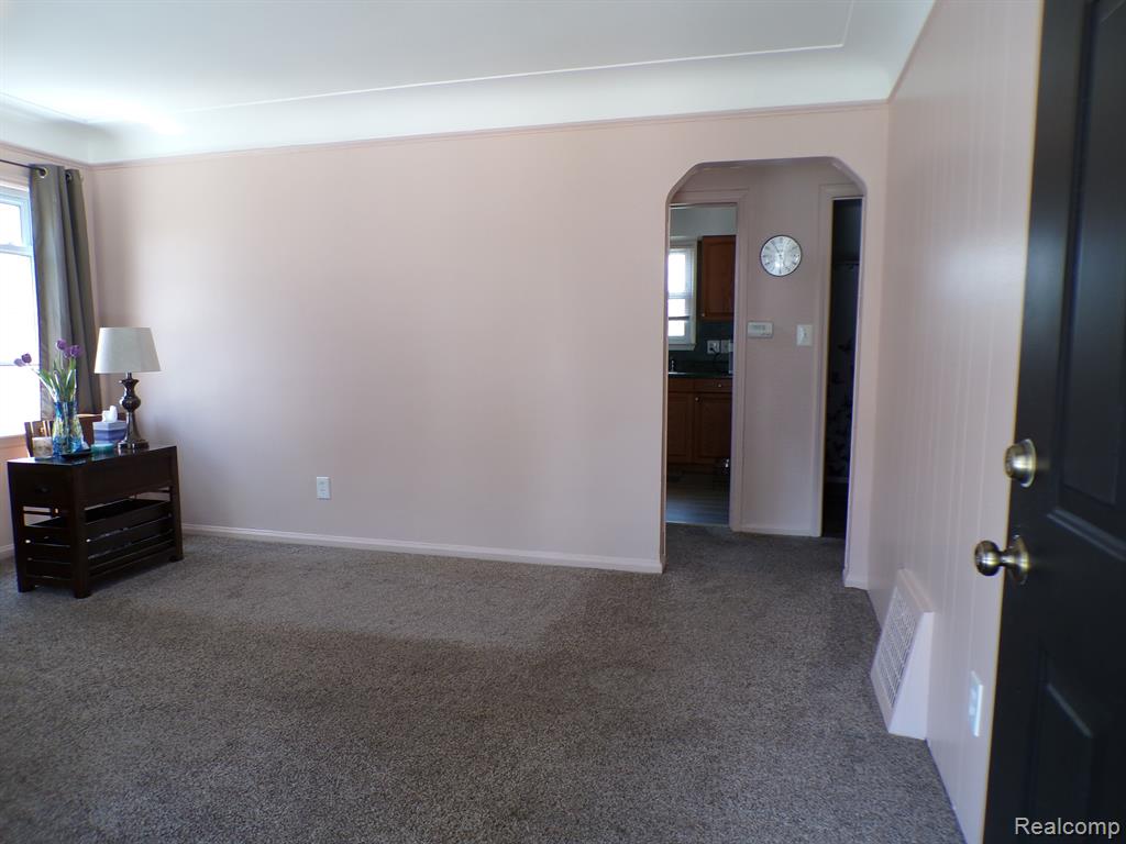 4140 ACADEMY Street, Dearborn Heights, MI 48125 — Photo 8