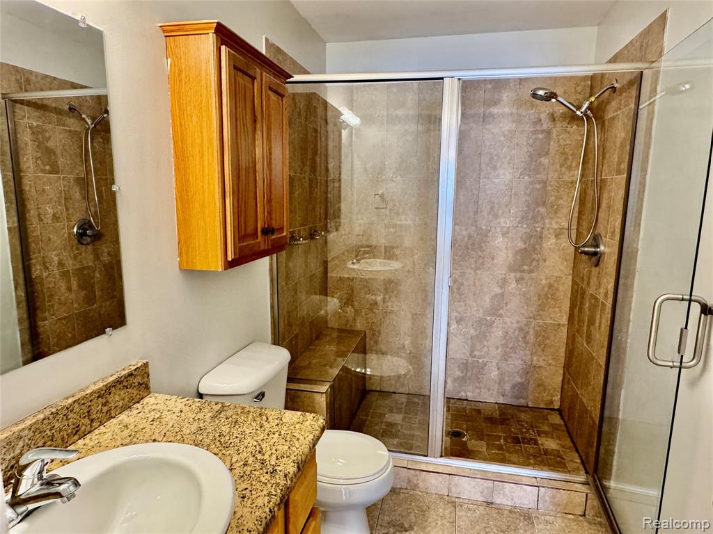 45678 Kennedy Avenue, Utica, MI 48315 — Photo 11