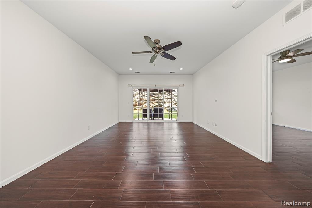 43270 Pendleton Circle, Sterling Heights, MI 48313 — Photo 14