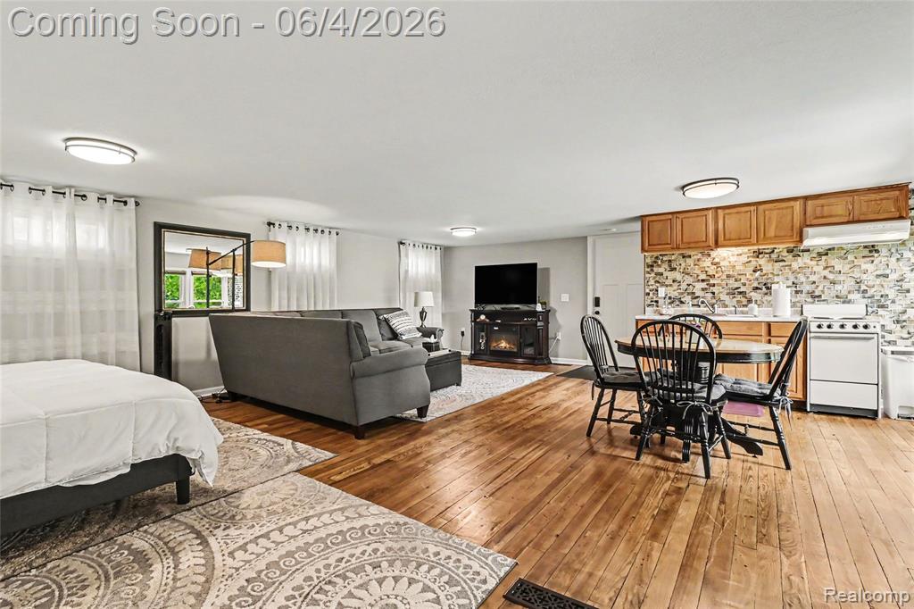 10810 Petrieville Highway, Eaton Rapids, MI 48827 — Photo 24