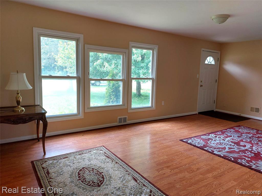 4448 Forsyth Drive, Troy, MI 48085 — Photo 2
