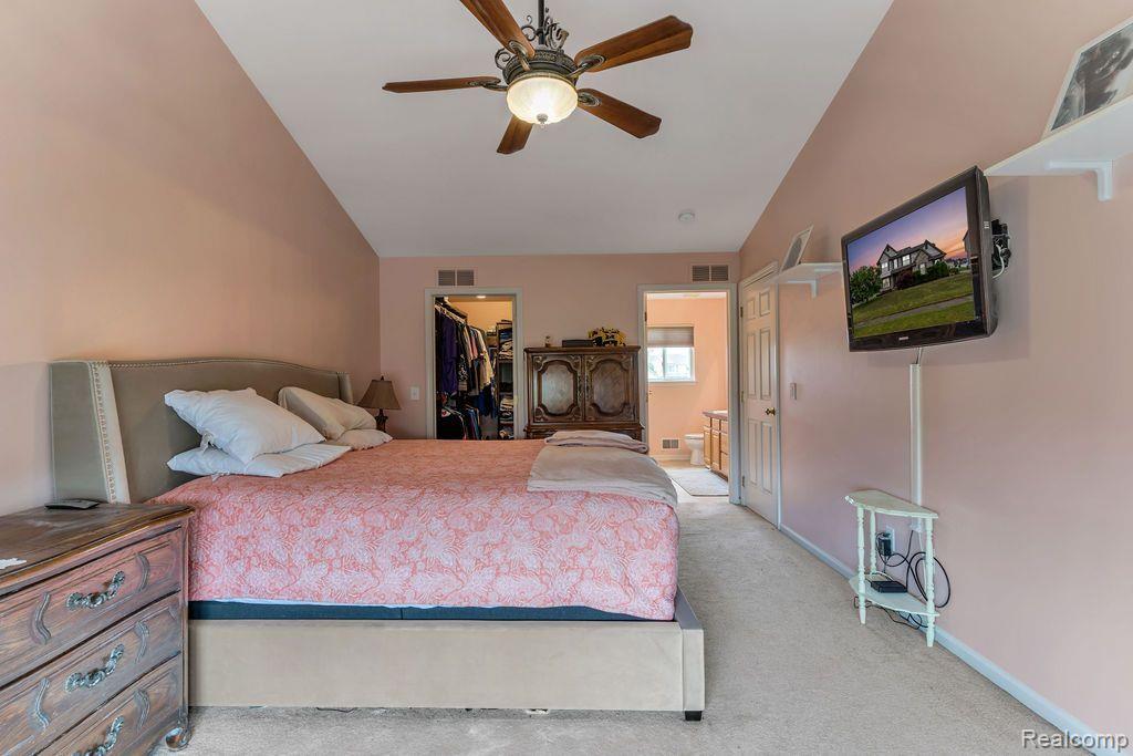 6300 LISMORE Circle, Grand Blanc, MI 48439 — Photo 26