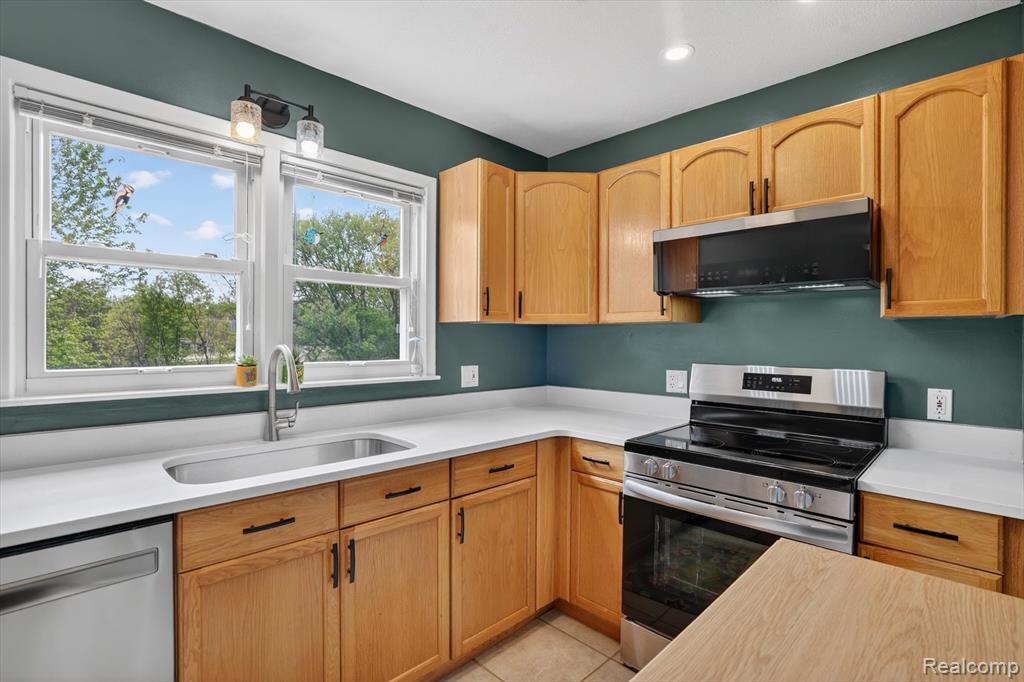 4949 Algonquin Way, Okemos, MI 48864 — Photo 11