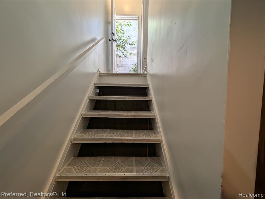 16918 Chandler Park Drive, Detroit, MI 48224 — Photo 45