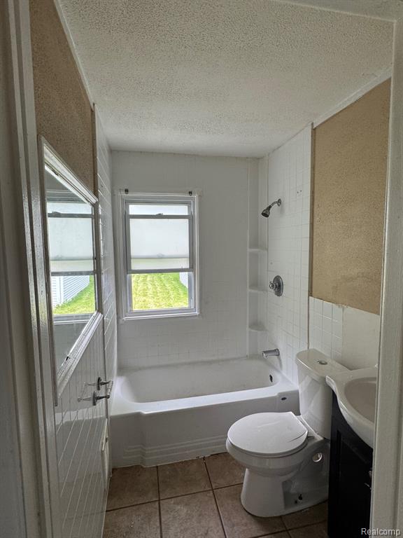 8056 Vaughan Street - Photo 4