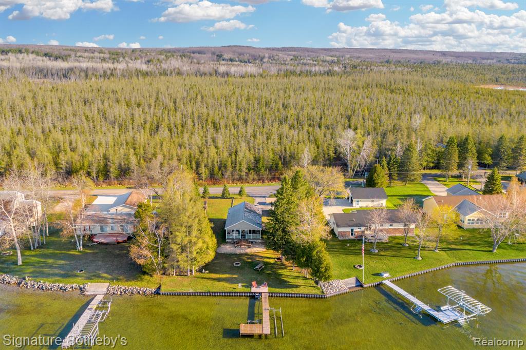 6130 Cedar Drive, Hubbard Lake, MI 49747 — Photo 31