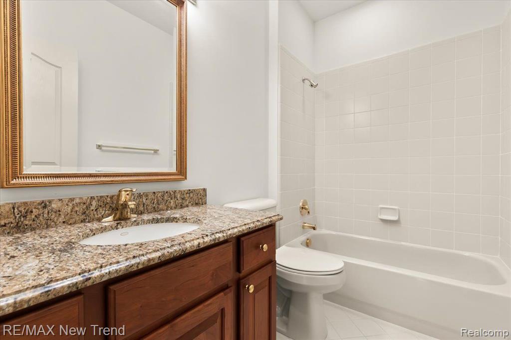 16502 CYPRESS Court, Northville, MI 48168 — Photo 24