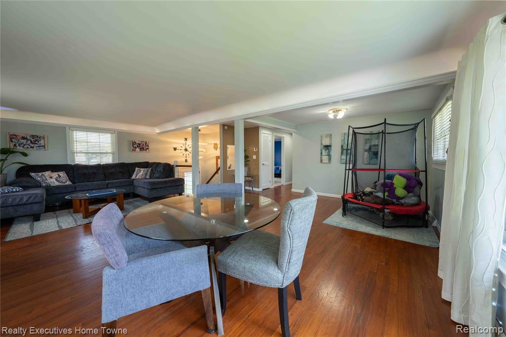 2854 ELMWOOD Street, Port Huron, MI 48060 — Photo 11