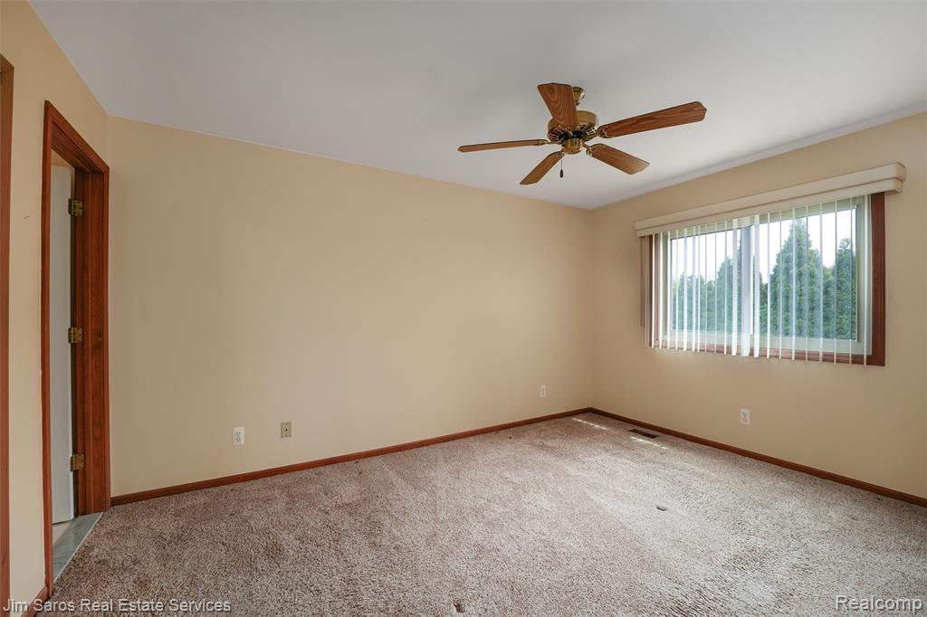 42572 Schienle Lane, Clinton Twp, MI 48038 — Photo 10