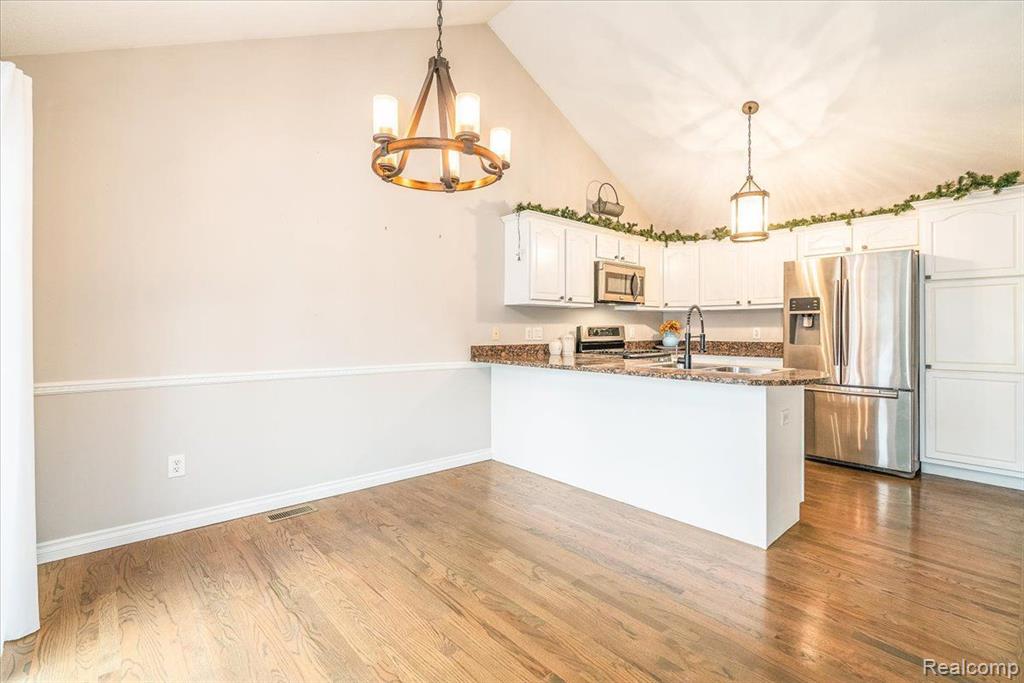12391 SPENCER Lane, Carleton, MI 48117 — Photo 19