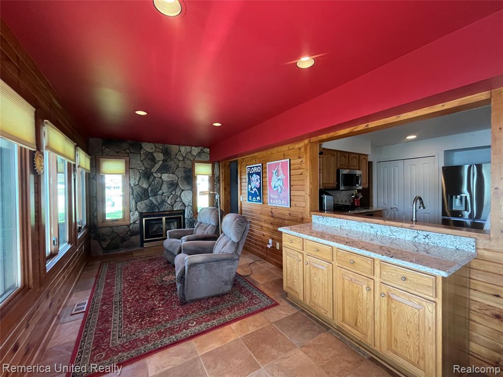 4533 Horseshoe Drive, Waterford, MI 48328 — Photo 14
