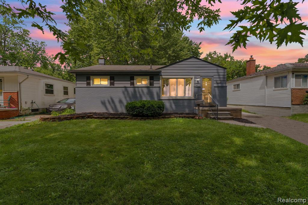 18257 Indian, Redford, MI 48240