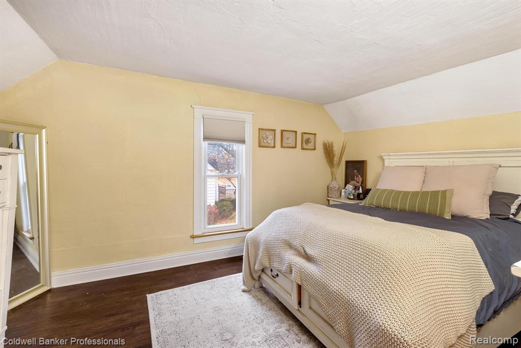 407 OAKLAND Street, Holly, MI 48442 — Photo 16