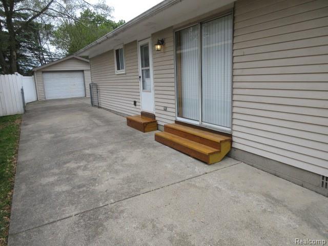 47487 Greenview Road, Utica, MI 48317 — Photo 3