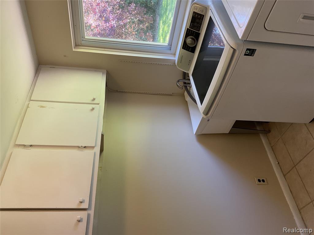 7096 Riverstone Road, West Bloomfield, MI — Photo 19