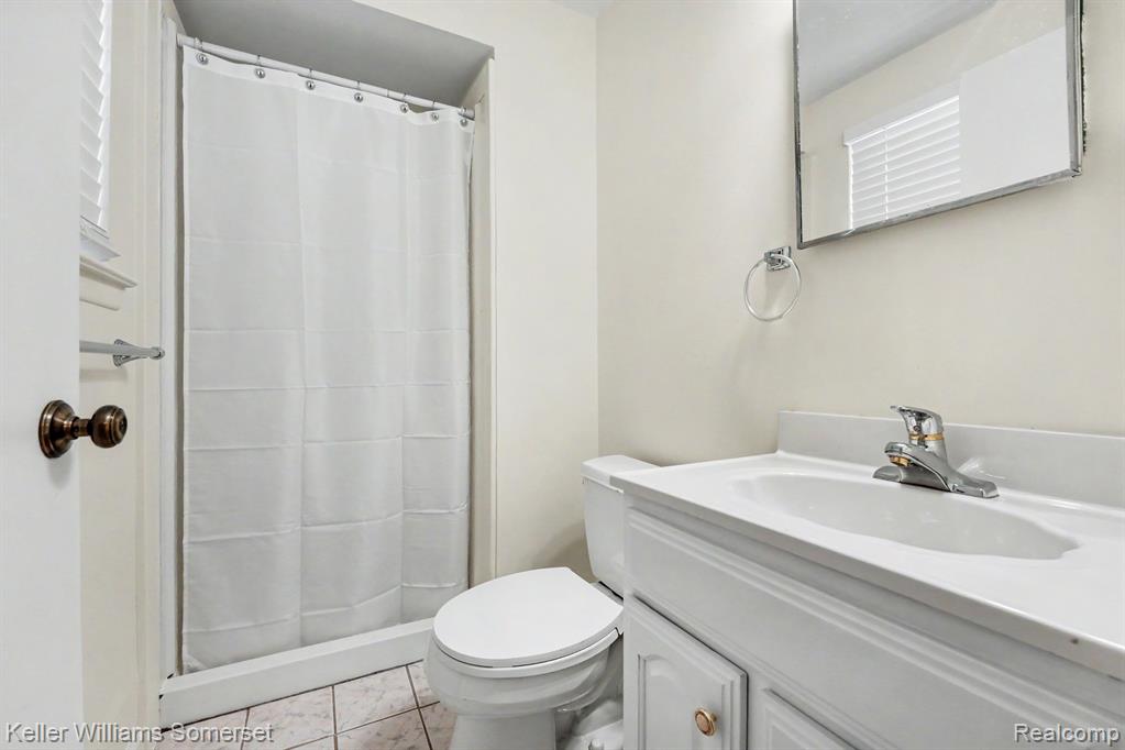 4023 Anthony Drive, Sterling Heights, MI 48310 — Photo 26