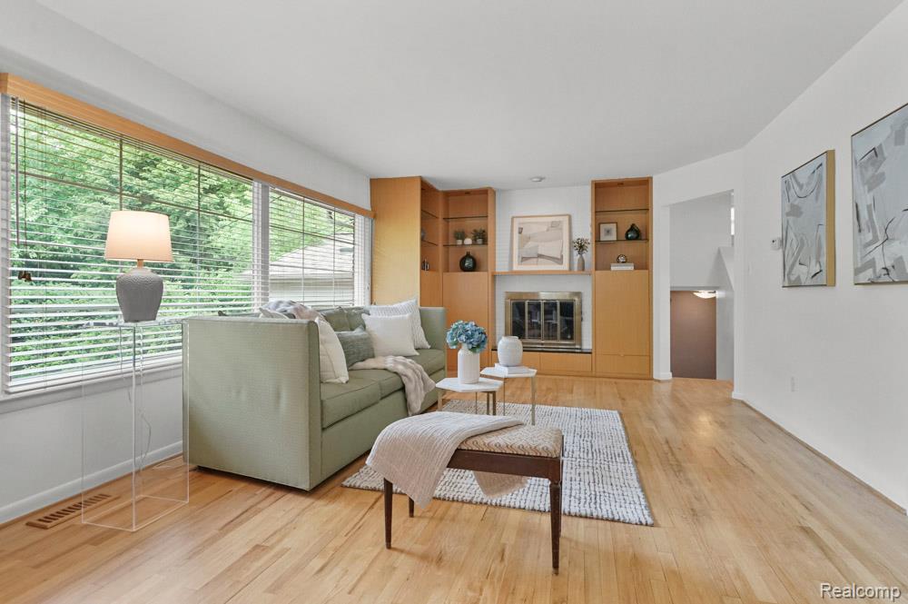 6672 Timber Ridge Drive, Bloomfield Hills, MI 48301 — Photo 9
