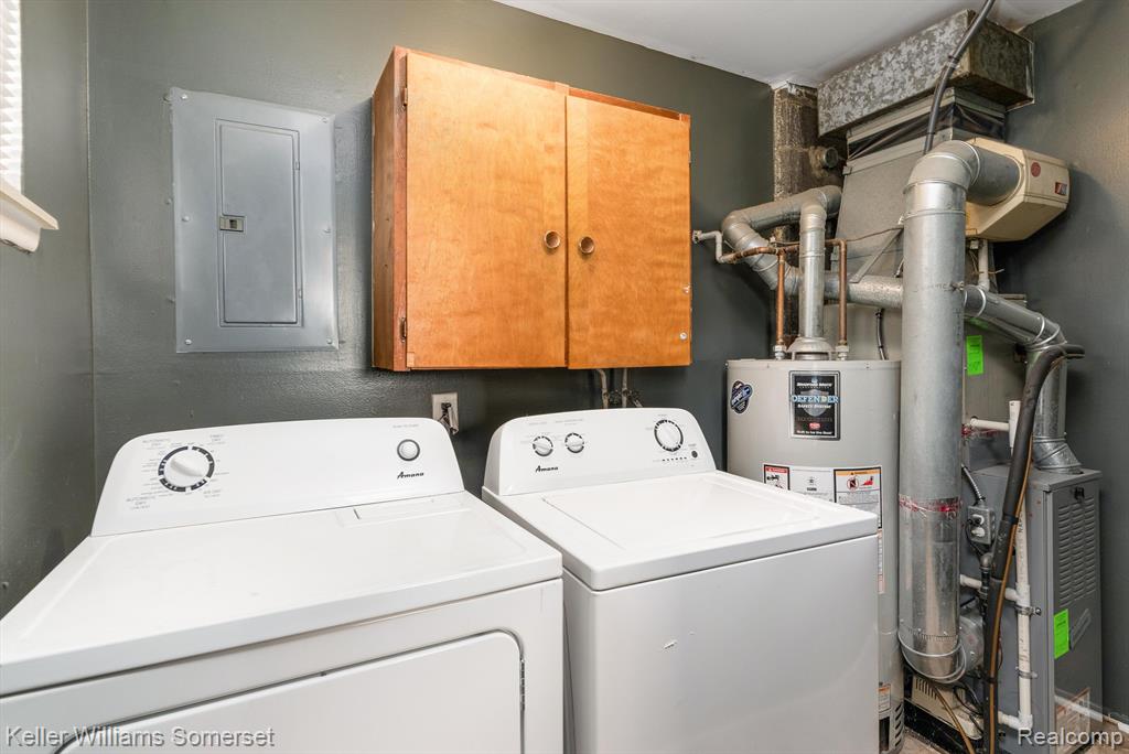 788 CLEOPHUS Parkway, Lincoln Park, MI 48146 — Photo 23
