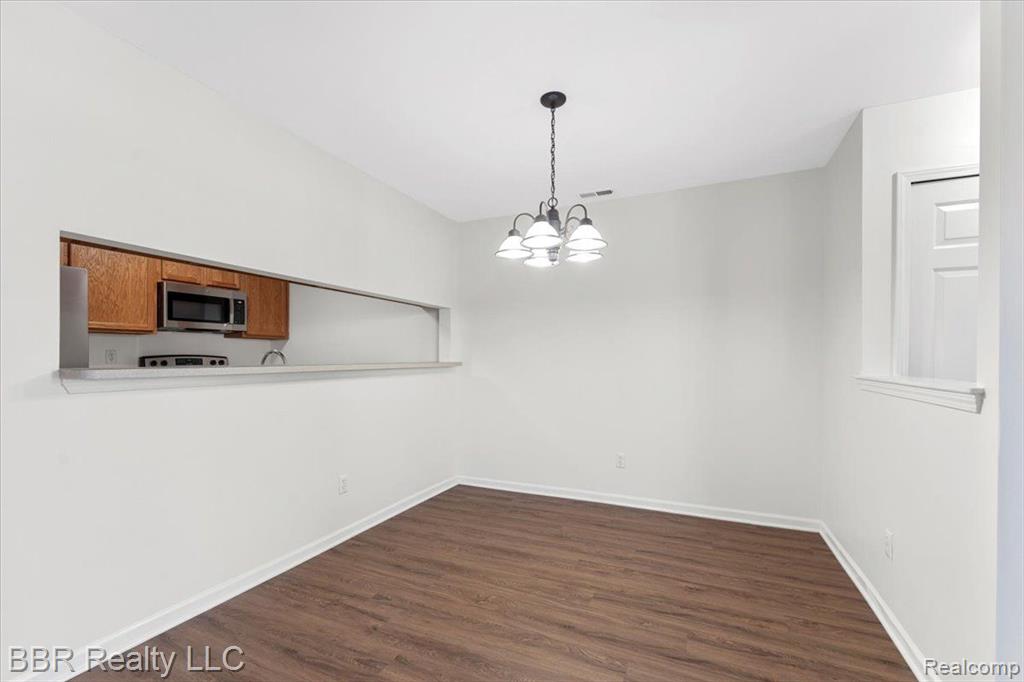 24007 FAIRLANE Boulevard, Woodhaven, MI 48183 — Photo 6