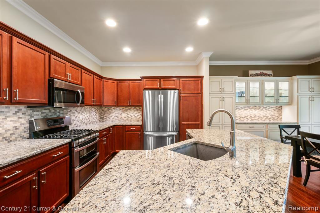 1086 Paddock Drive, South Lyon, MI 48178 — Photo 13