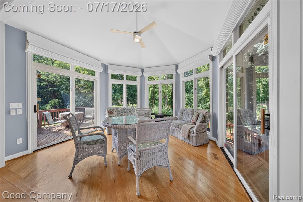 6698 Carlyle Court, West Bloomfield, MI — Photo 9
