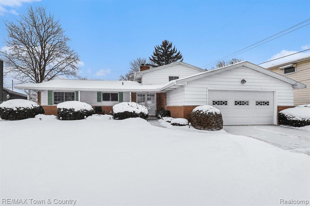 426 Bellewood Drive, Flushing, MI 48433 — Photo 4