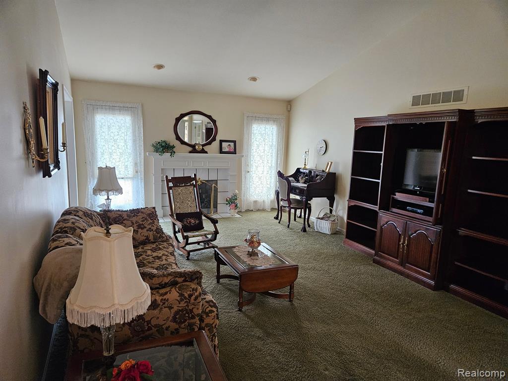 5660 SHEFFIELD Drive, Clarkston, MI — Photo 7