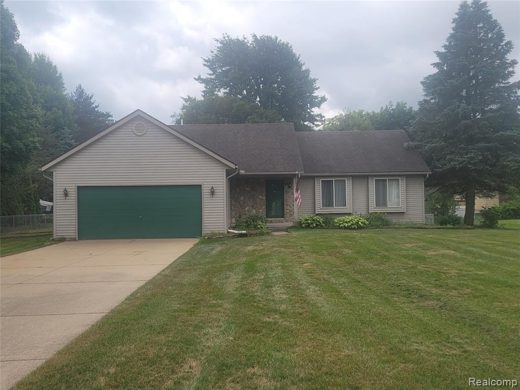1705 Wild Cherry Lane, Lapeer, MI 48446