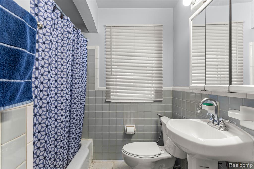 4770 ORCHARD Avenue, Dearborn, MI 48126 — Photo 14