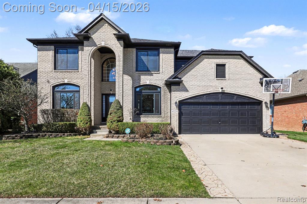 45229 Thorn Tree Lane, Macomb, MI 48044 — front exterior