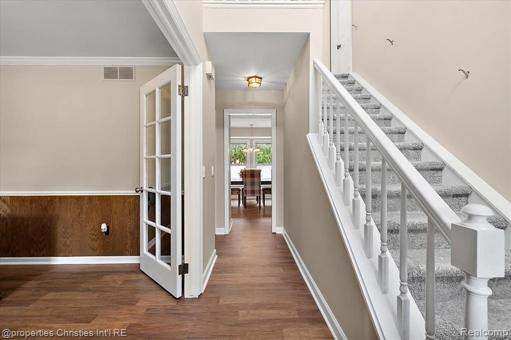 4069 Harbor Vista Drive, Orchard Lake Village, MI 48323 — Photo 8