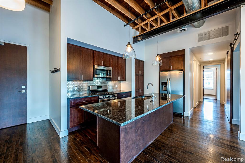 922 N Main Street, Royal Oak, MI 48067 — Photo 2