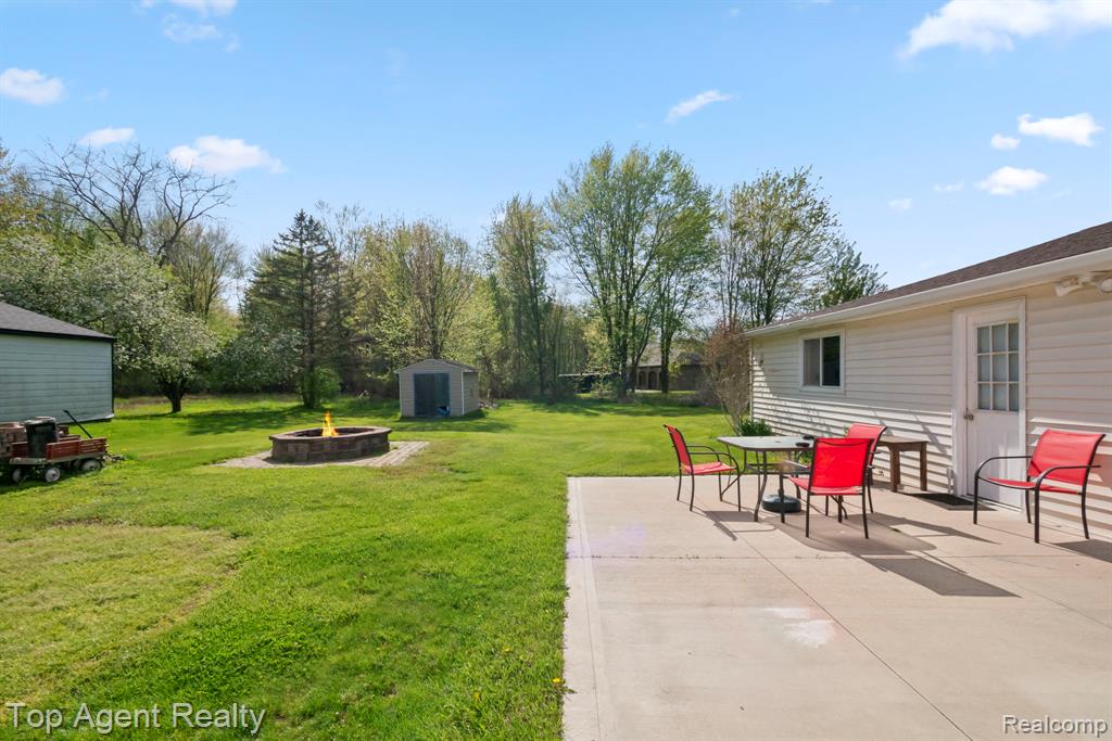 54951 Ridge Road, New Baltimore, MI 48047 — Photo 8