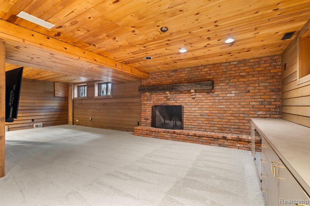 1827 HIGH HOLLOW Drive, Ann Arbor, MI 48103 — Photo 60