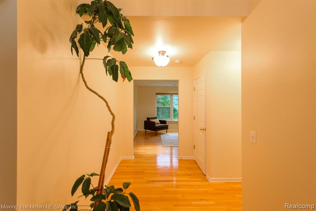 9084 W WALDEN Drive, Van Buren, MI 48111 — Photo 4